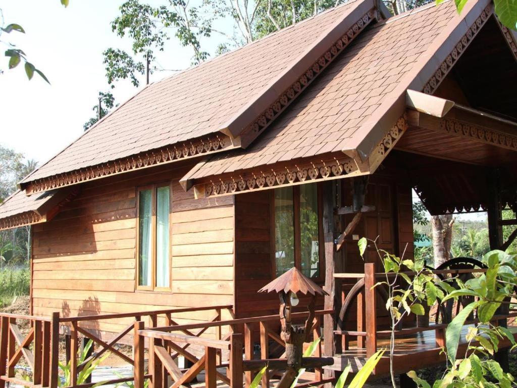 Burilamplai Resort Thung Yai Ngoại thất bức ảnh