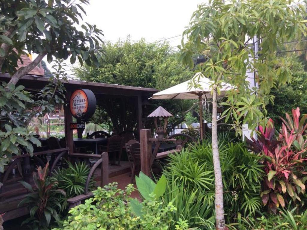 Burilamplai Resort Thung Yai Ngoại thất bức ảnh